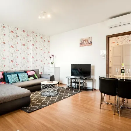 Grand Penthouse Apartment Budapest